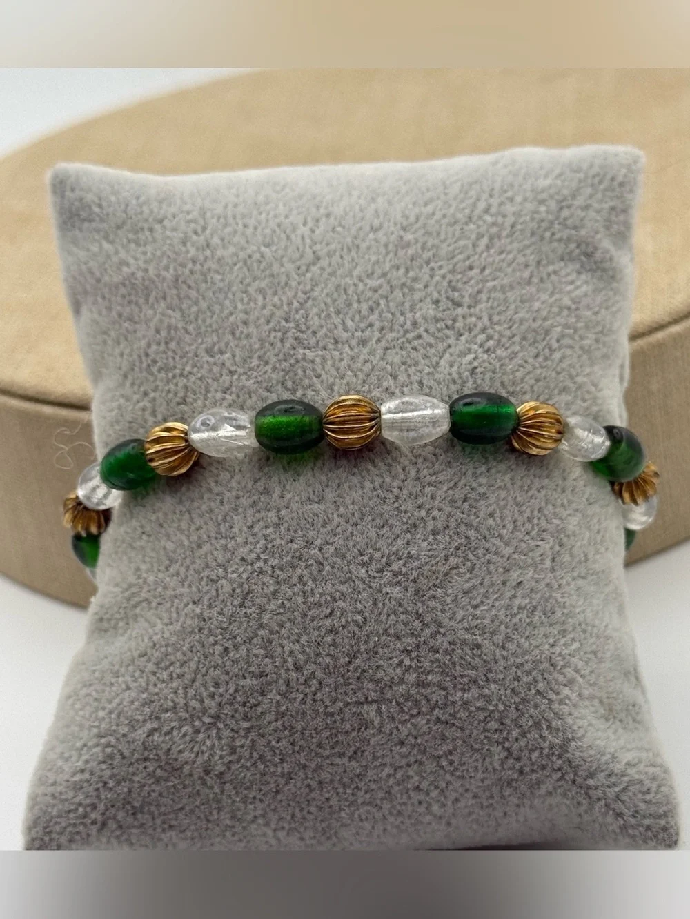 Green Glass Bead and Gold Accent Bracelet